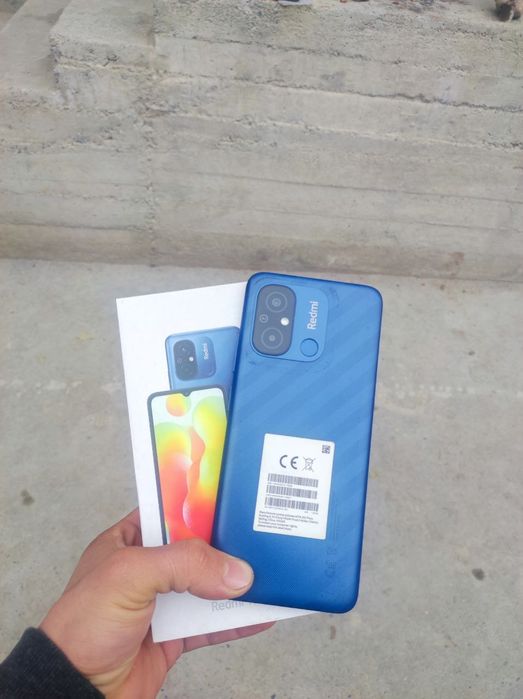 Xiaomi 11 Lite 750 va Redmi 12C 800  sotiladi