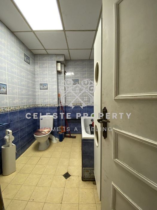 Дава се под наем Тристаен апартамент в София, Център - 134 кв.м за 837.42 € - Снимка #5