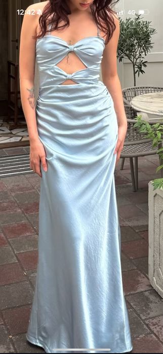 Платье небо-голубое