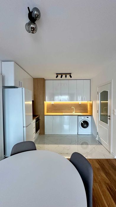 Дава се под наем Двустаен апартамент в Пловдив, Тракия - 72 кв.м за 433.5 € - Снимка #4