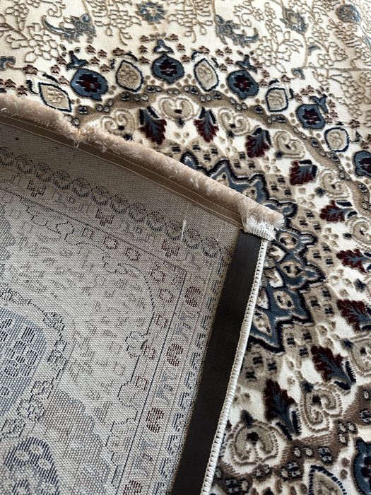 Ковер шерстяной.      ,