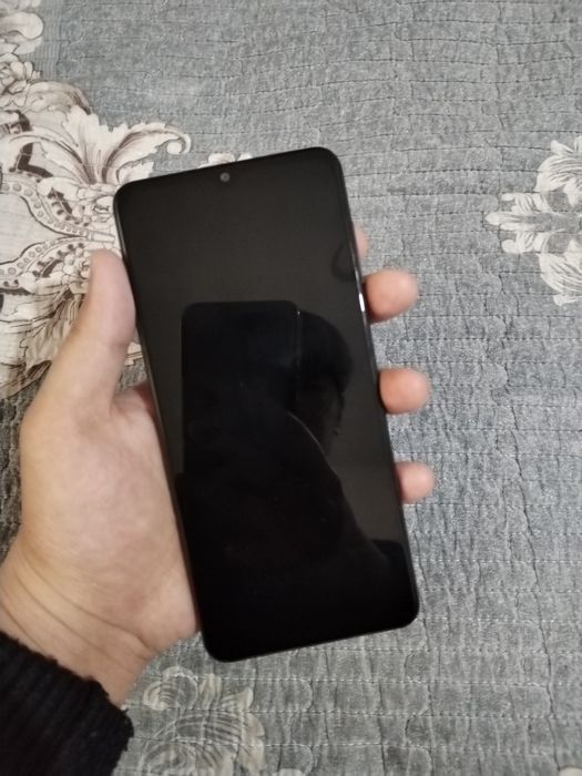 Samsung Galaxy A12 telefon sotiladi!