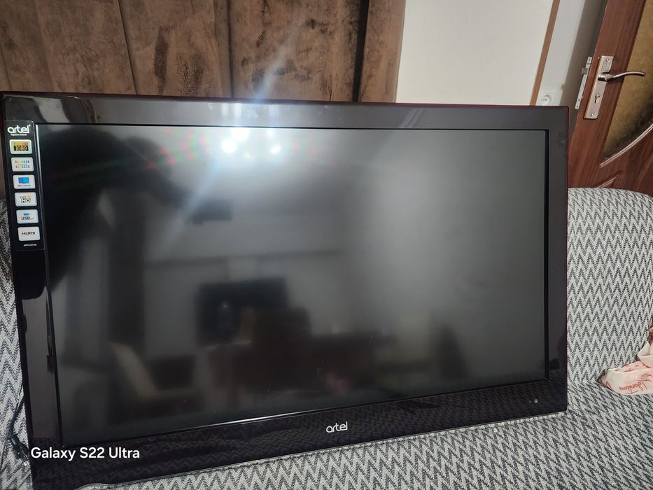 LCD rangli telvizor 43