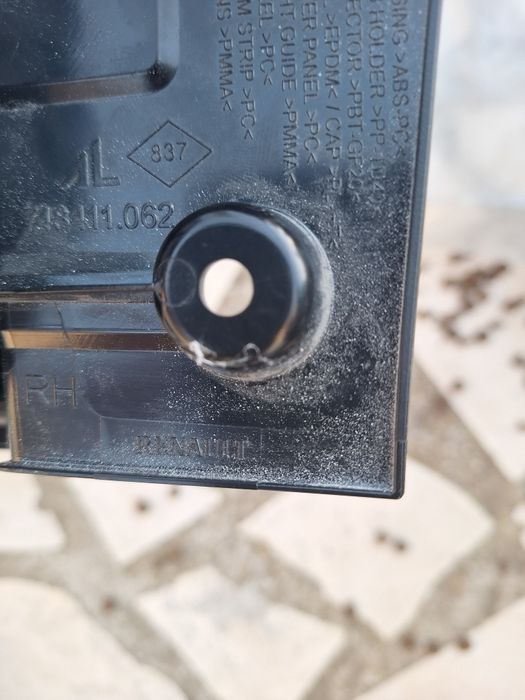Десен стоп Рено Каптюр до 2019 година
