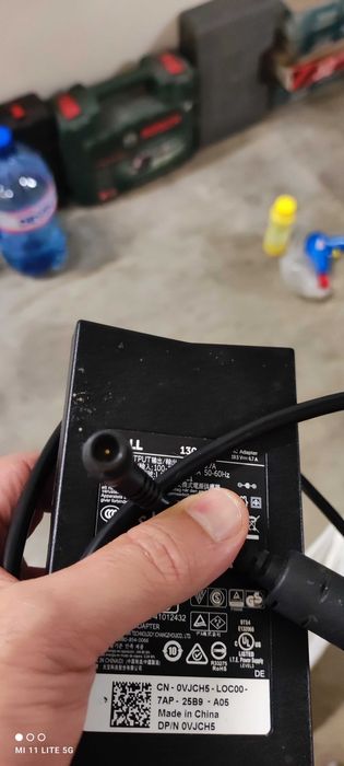 Зарядно за лаптоп дел