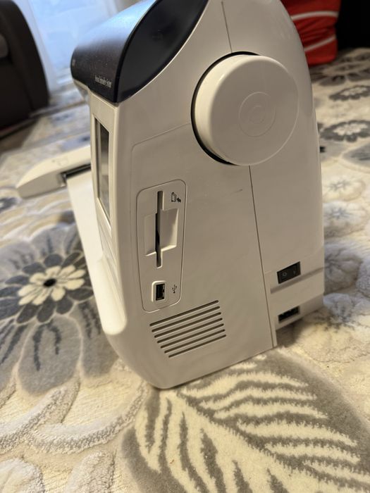 Vand masina brodat Brother Innovis 750 E