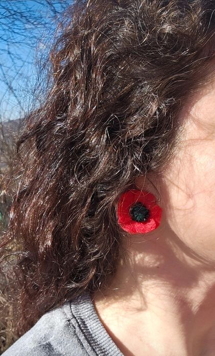 Cercei flori de maci handmade