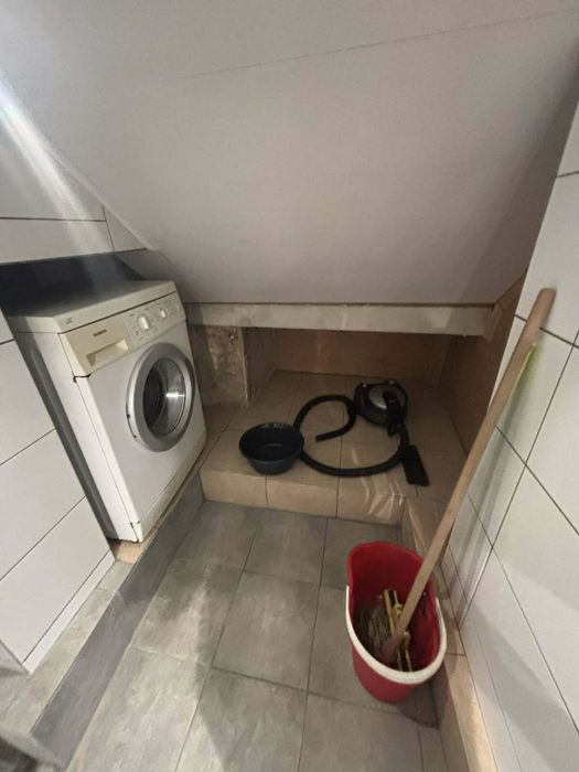 Дава се под наем Едностаен апартамент в Пловдив, Център - 20 кв.м за 199.41 € - Снимка #1