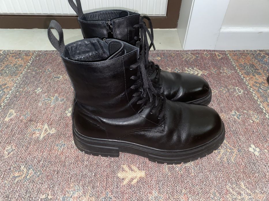 Продам кожанные зимние сапоги