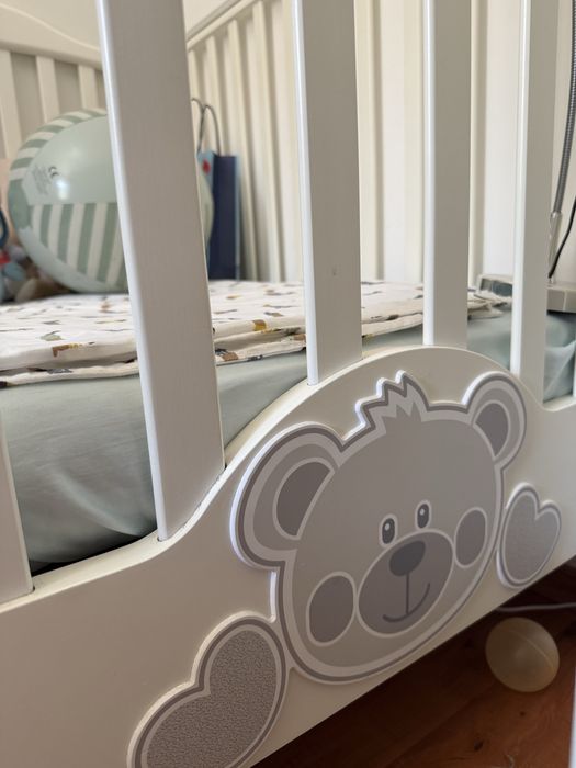 Pali Moon Бебешко дървено легло и скрин