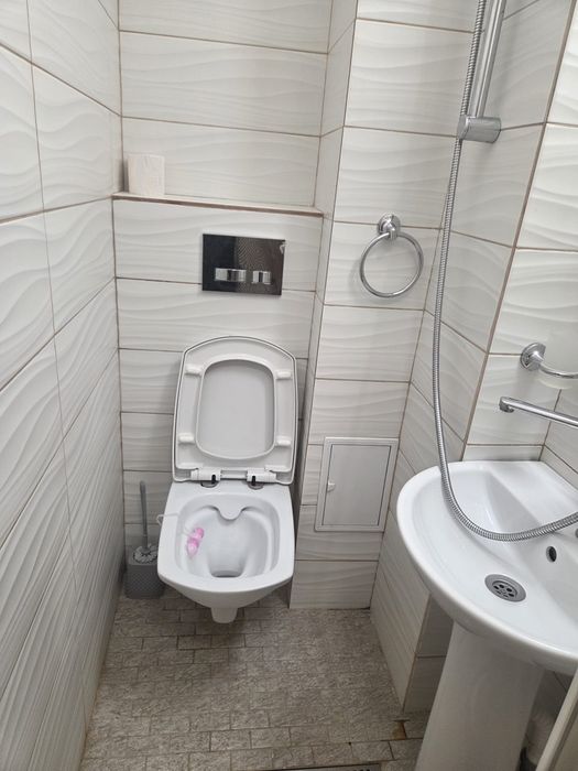 Inchiriez garsoniera 17m2 Tatarasi, complex Curchi.