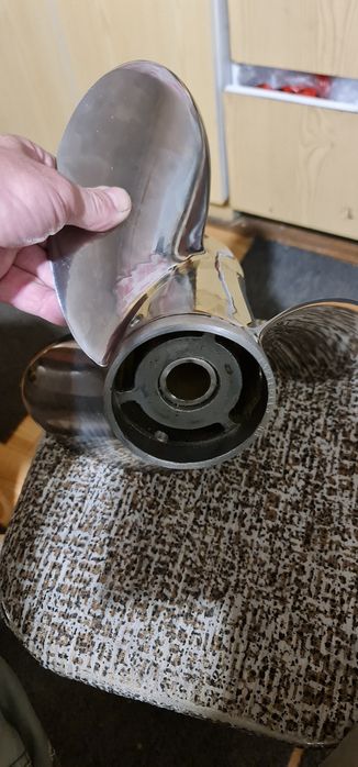 Гребной винт 13×21