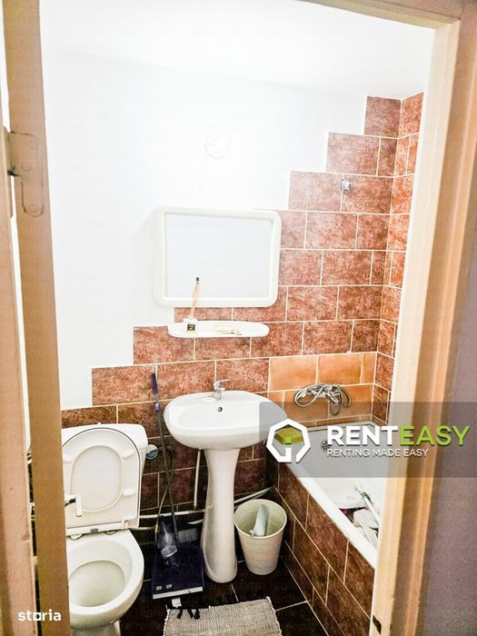 Apartament 1 camera situat in Podu de Fier