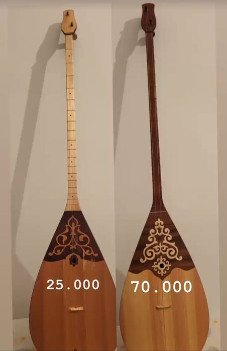 Две домбры в хорошем состоянии