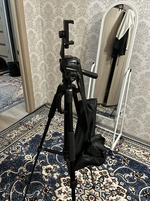 Штатив для сьемки видео