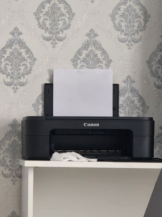 Принтер Canon сатылады көп қолданылмаған.