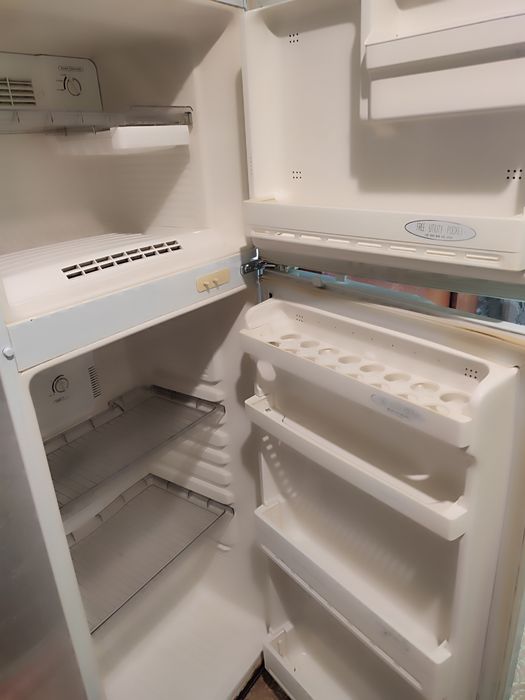 холодильник Samsung