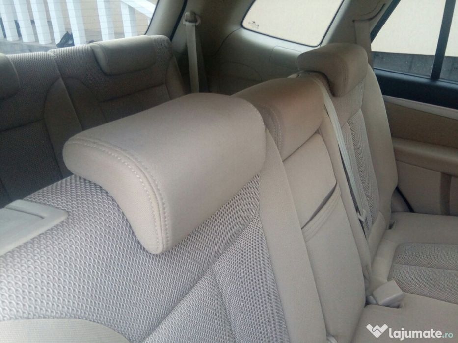 Hyundai Santa Fe 2008 (3500 euro, usor negociabil)
