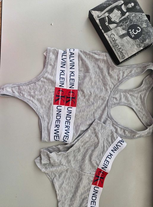 комплект дамско бельо Calvin Klein