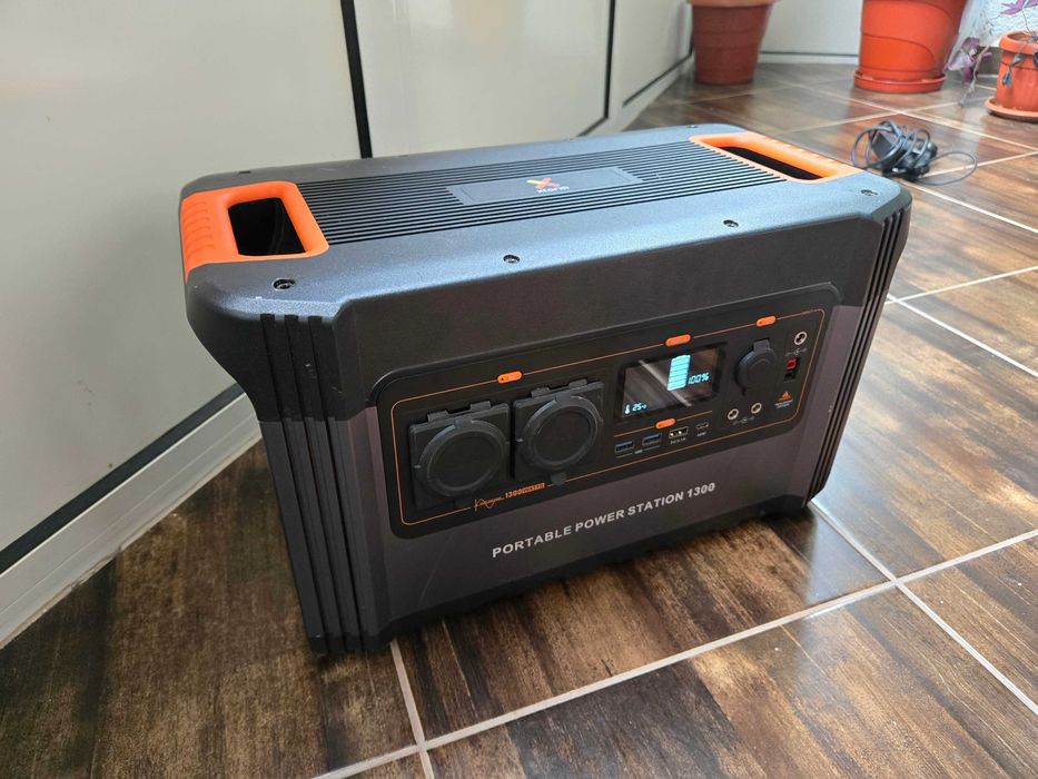 Xtorm XP1300 Преносима захранваща станция 1300 вата 392000 mAh