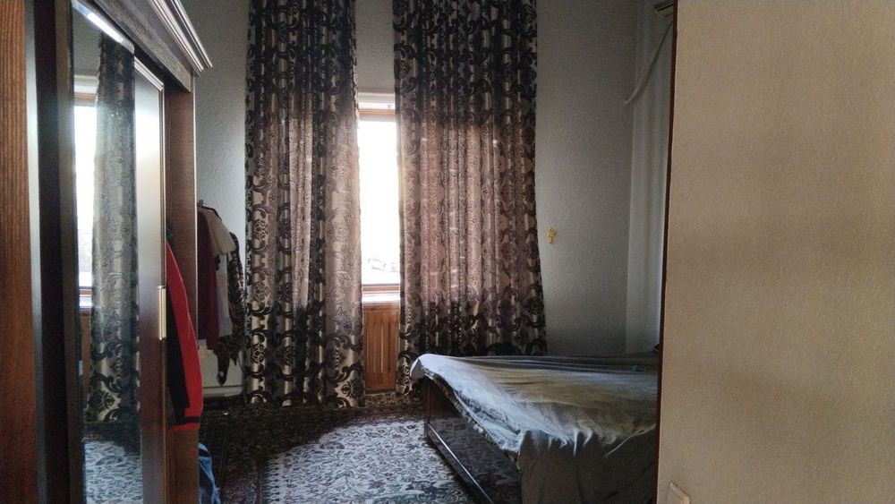 Дормон, Дом, Участка.