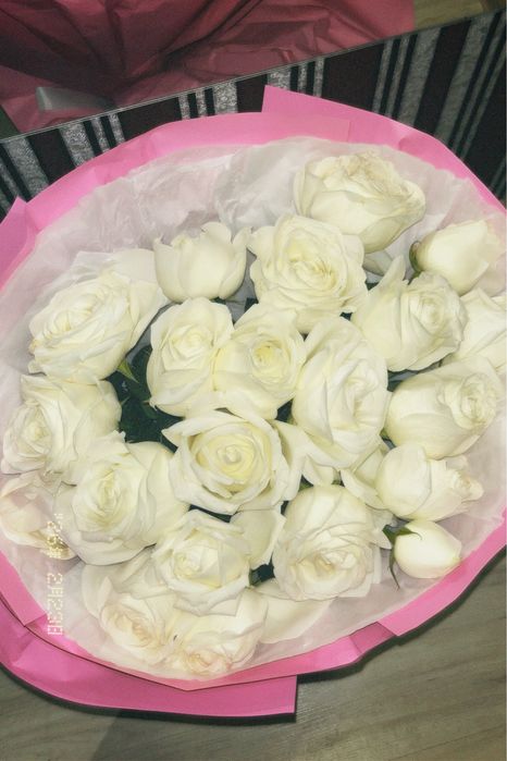 Белые розы 21 штук свежие