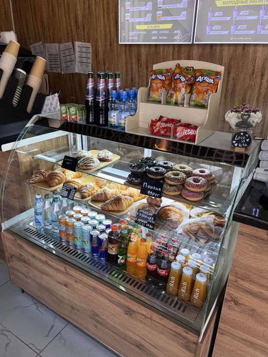 Витринный холодильник