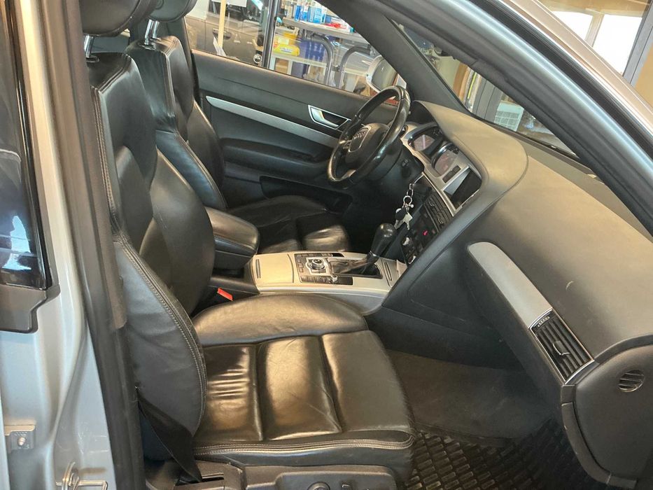 Kit plansa bord AUDI A6 C6 facelift neagra cu set centuri si airbag sofer pasager inclus