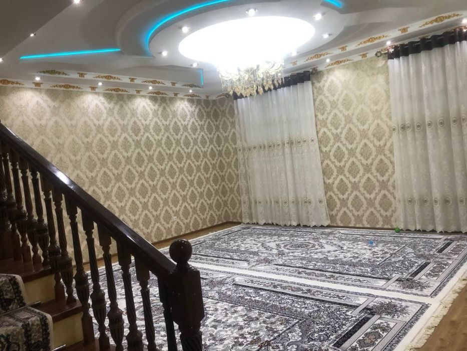 Сдаётся 4-комнатная квартира в новостройке Чилонзорском районе.