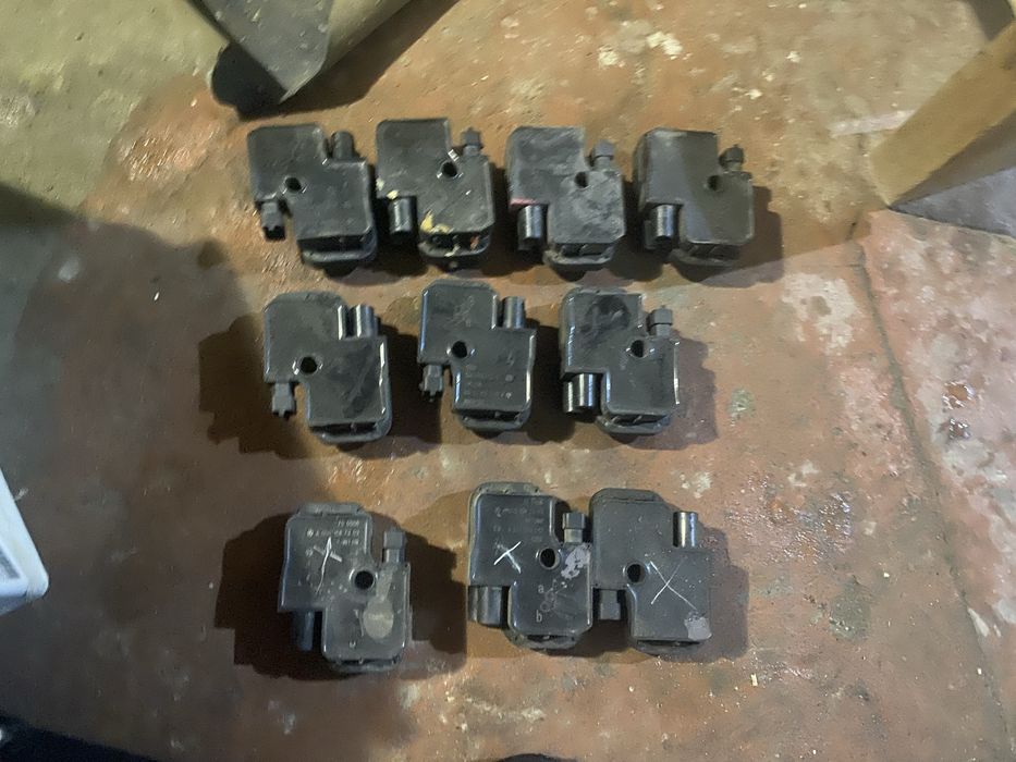 Лексус РХ300 и Мерседес М 112