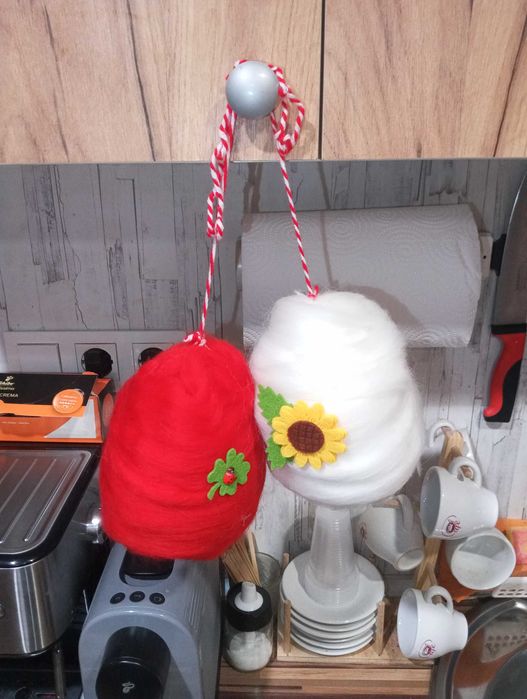 Продавам голями домашни Мартеници