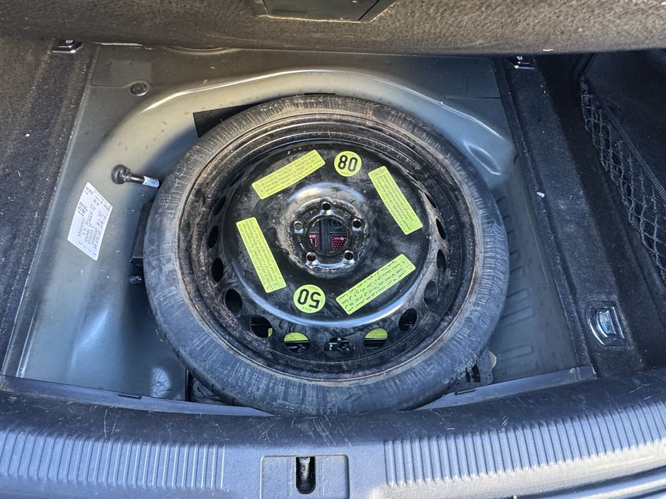 Ауди А4 б8.5 2012 на части Audi A4 2.0 177 kc