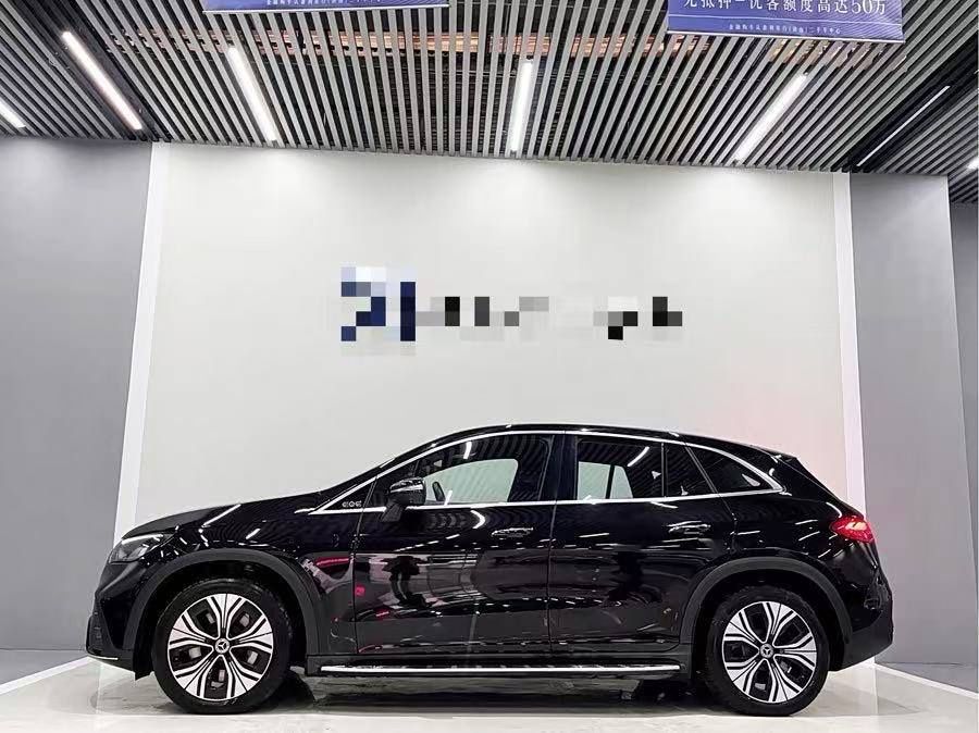 Mercedes EQE500 Luxury