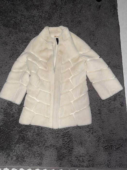 Палто от пух на марката BSB