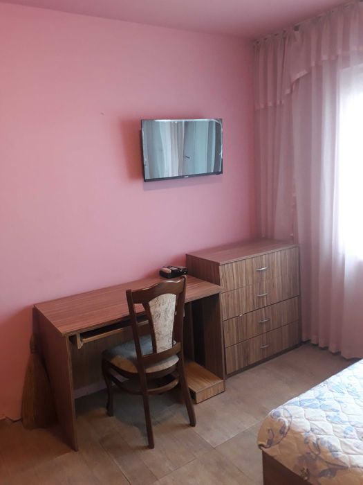 Търсим съквартирантка за самостоятелен апарартамент до Гранд мол