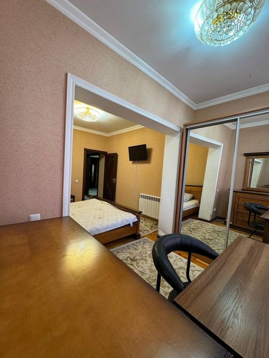 Миробод Нукус куча  3/4/9 85 квм + 20 ка м балкон 161000