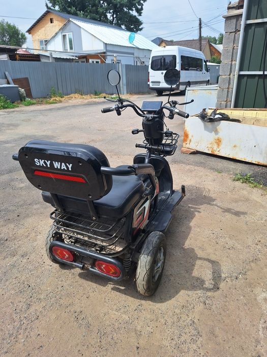Трицикал скутер sky way e bike
