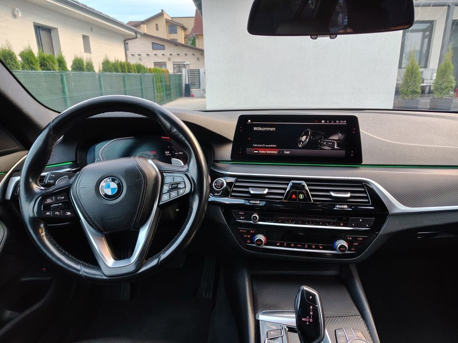 BMW 520d an 2019 luna 11, 158 000 km