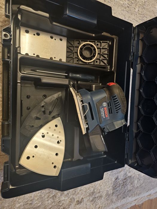 Vand șlefuitor oscilant profesional Heavy Duty Bosch GSS 18v-10 cu 3 tălpi schimbabile si L-Boxx