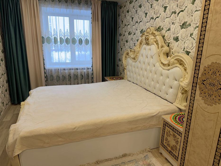 Продам спальный гарнитур