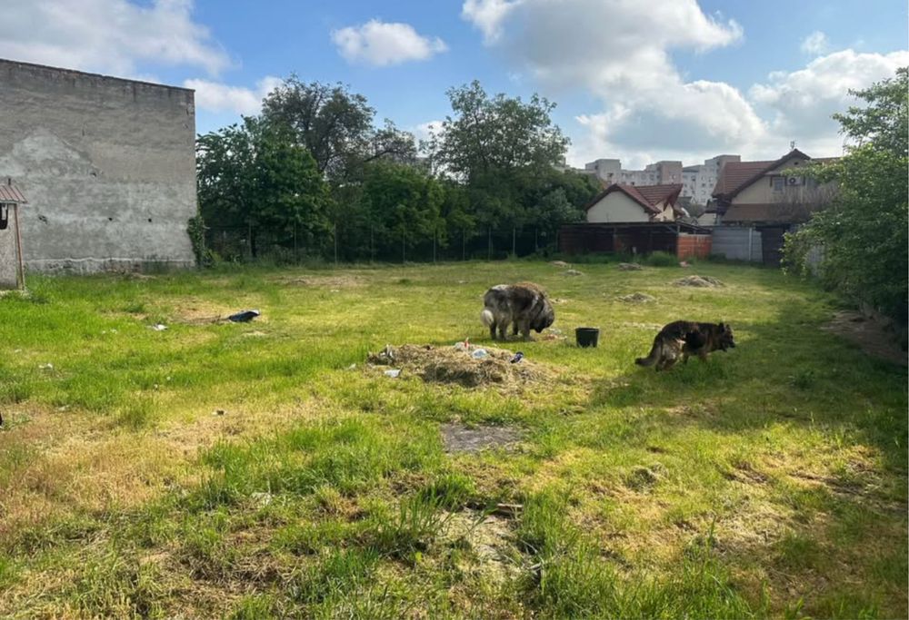 Teren zona Soarelui accept schimb cu casa ofer 100k