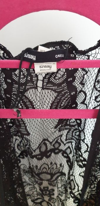 Bolero de plajă din dantelă – elegant, feminin, impecabil