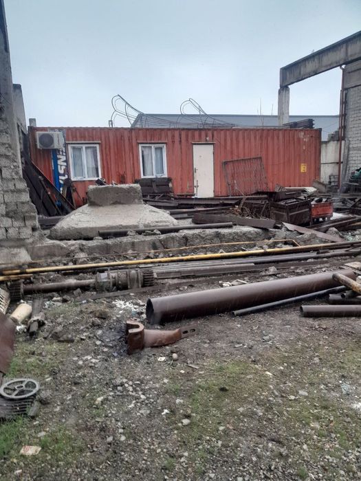 Продам  база 30 соток  2000м2 помещение Бектемир