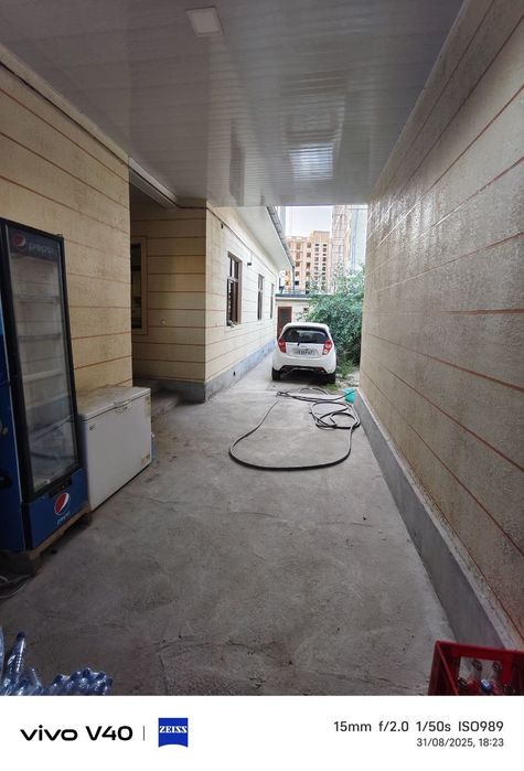 2,5 соток  4 ком  Шумелиский ближе метро 10 минут