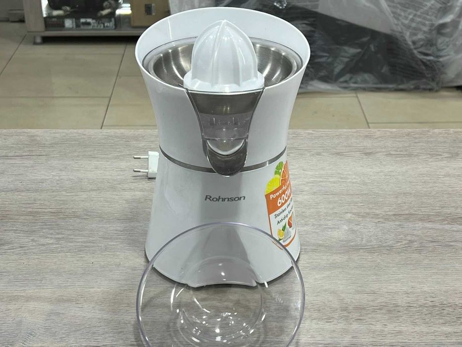 Продава се Цитрус преса R- 409