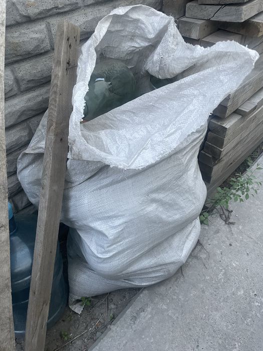 Продаются трехлитровые банки