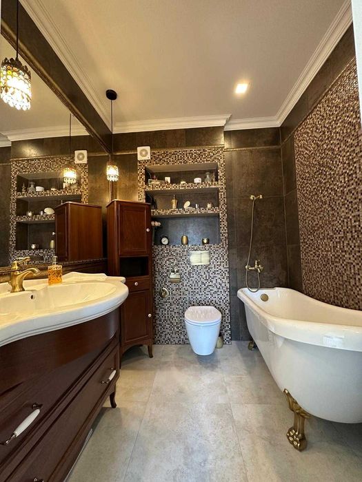 Chirie apartament de Lux, Însorit, cu Vedere Panoramică spre lac si pădure – Design Premium – Cartier Noua