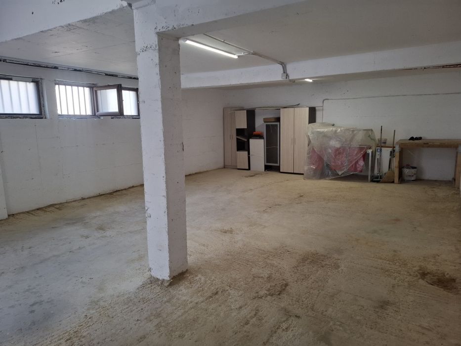 Дава се под наем Гараж / Паркомясто в Варна, м-т Траката - 60 кв.м за 255 € - Снимка #5