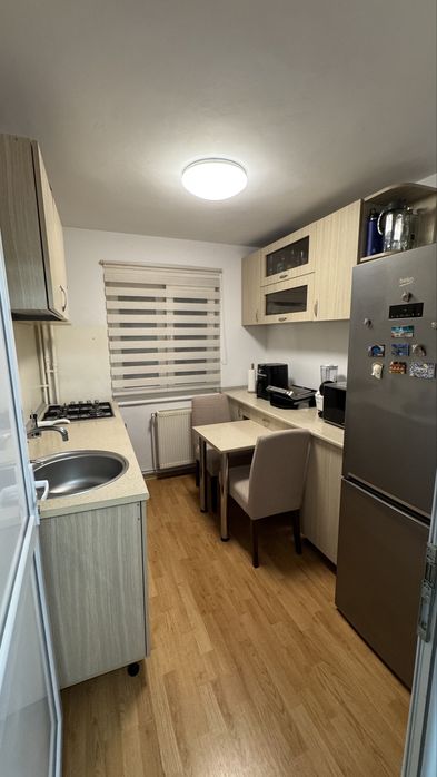 Apartament cu 3 camere