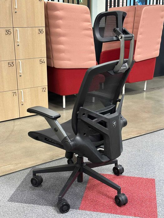 Компьютерное кресло Cougar Speeder ONE черный.